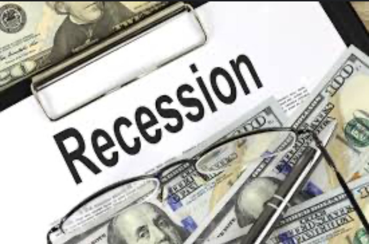 Navigating Recessions: Lessons from country  and Historical Trends